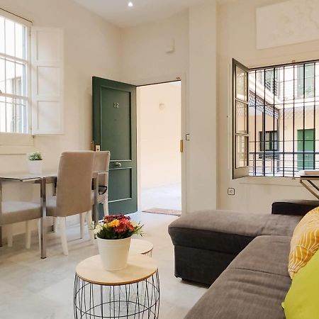 Homeyseville-Bright Apartment At Santa Cruz 4 Pax, Parking Optional Εξωτερικό φωτογραφία